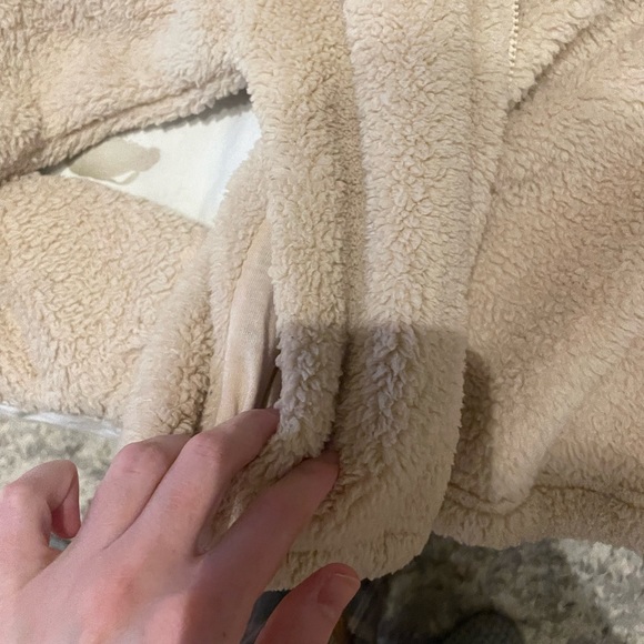 PINK Sherpa Sweater - Picture 3 of 6